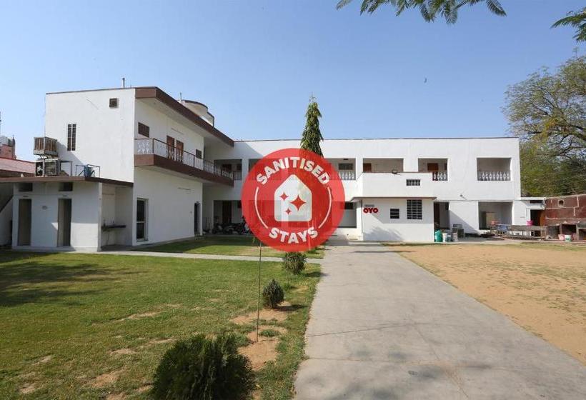 فندق Oyo 29211 Mehandi Bagh Palace