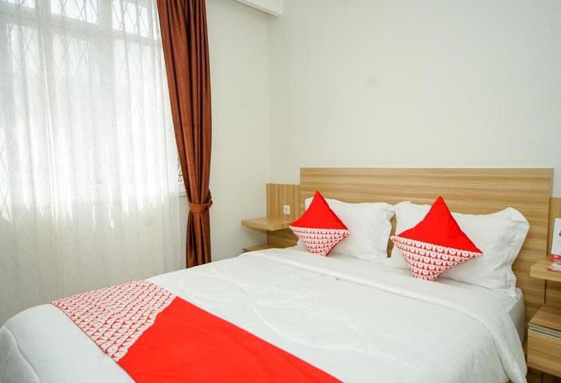 Отель Diamond Executive Kost