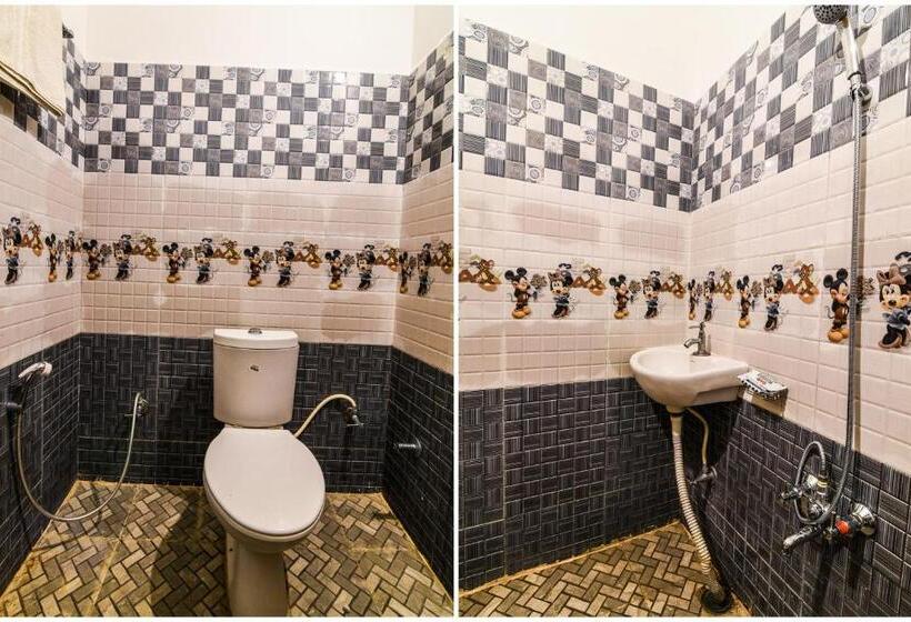 호텔 Oyo 33005 Jkr Residency