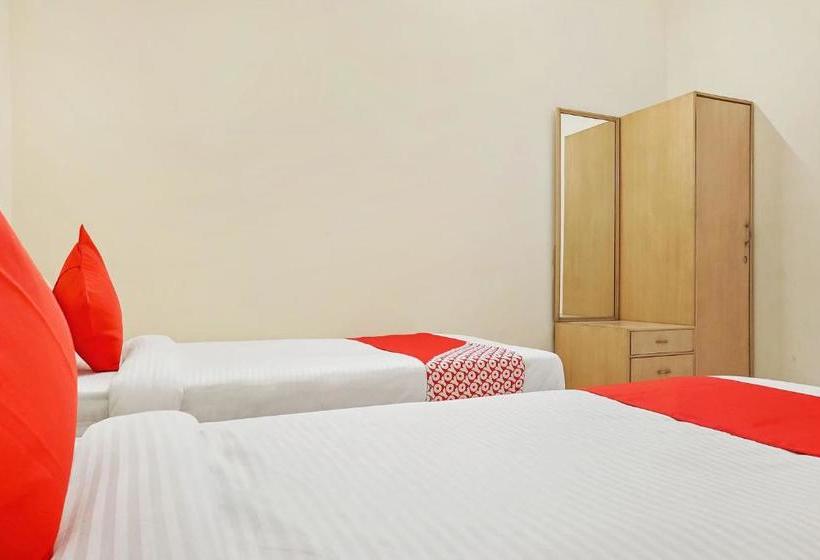 Отель Oyo 36998 Shobha S Guest House