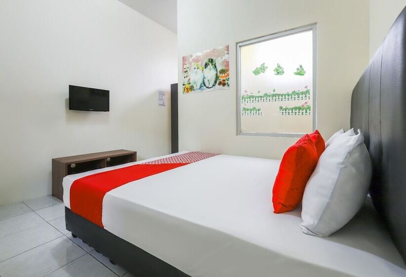 酒店 Oyo 3830 Dfarys Gh Syariah