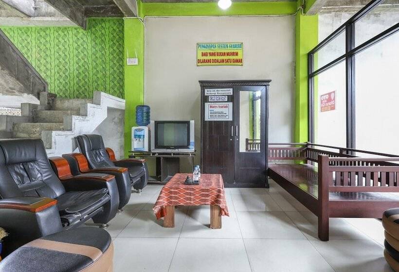 酒店 Oyo 3830 Dfarys Gh Syariah