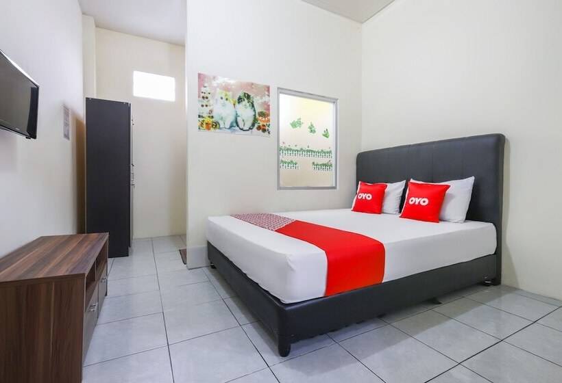 酒店 Oyo 3830 Dfarys Gh Syariah