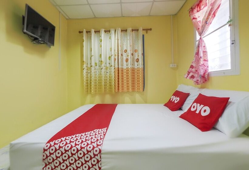 호텔 Oyo 75325 Our House Tha Sao