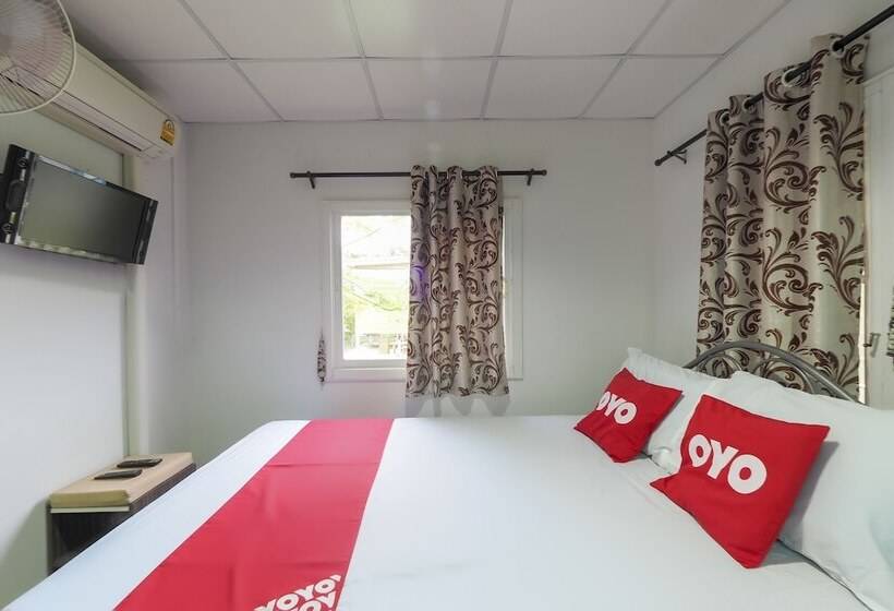 호텔 Oyo 75325 Our House Tha Sao