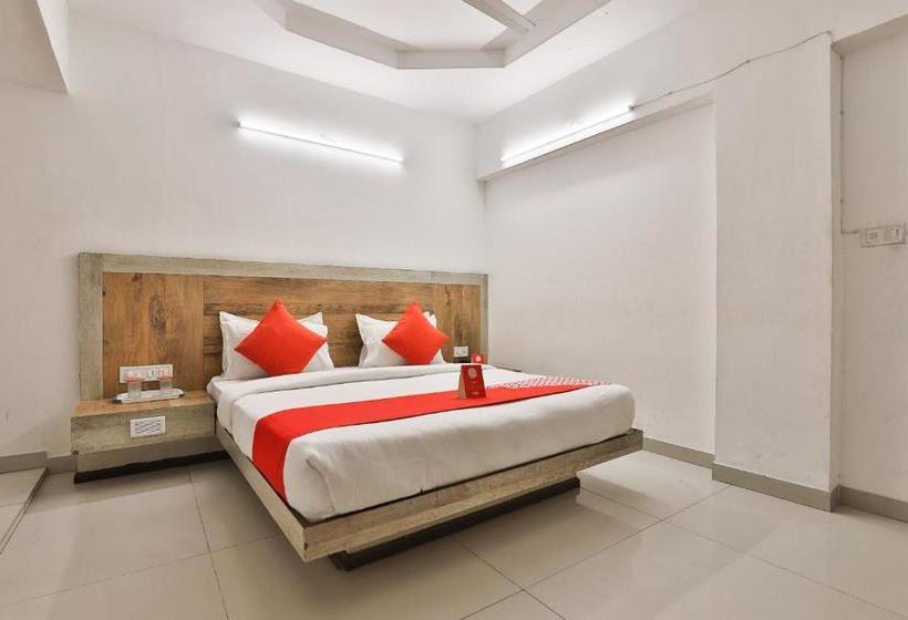 ホテル Oyo 8758  Swagatam