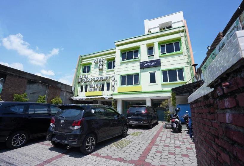 فندق Oyo Life 3164 D Inn Residence