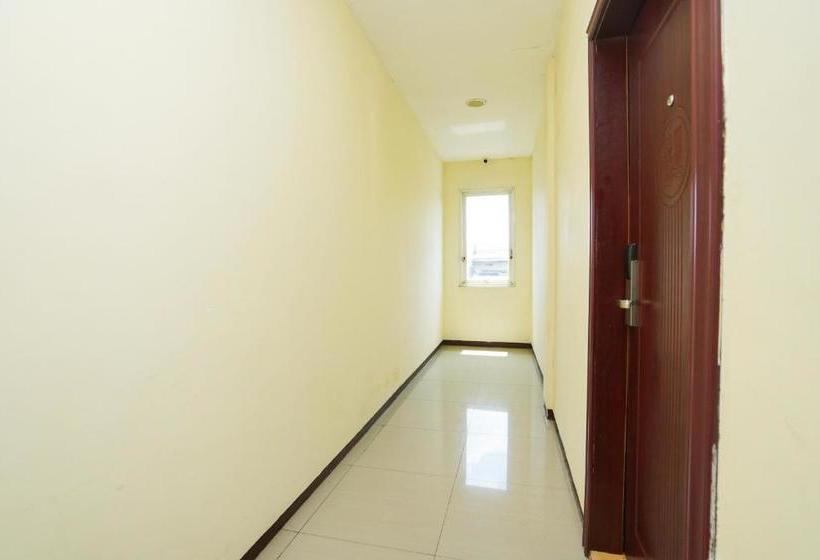 فندق Oyo Life 3164 D Inn Residence
