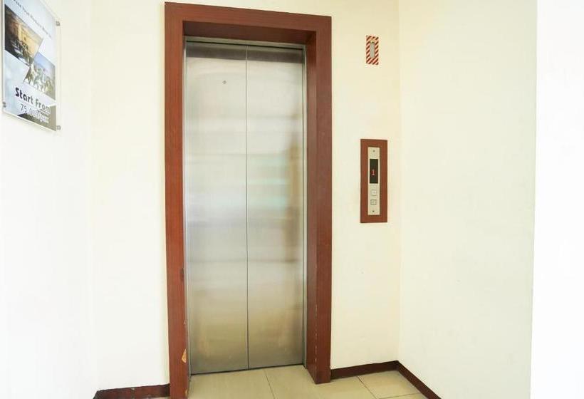 فندق Oyo Life 3164 D Inn Residence