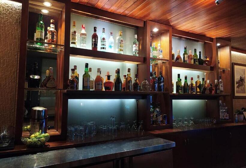 ホテル Paray Residency