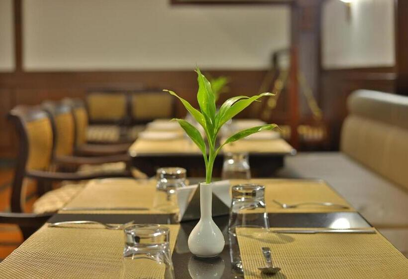 ホテル Paray Residency