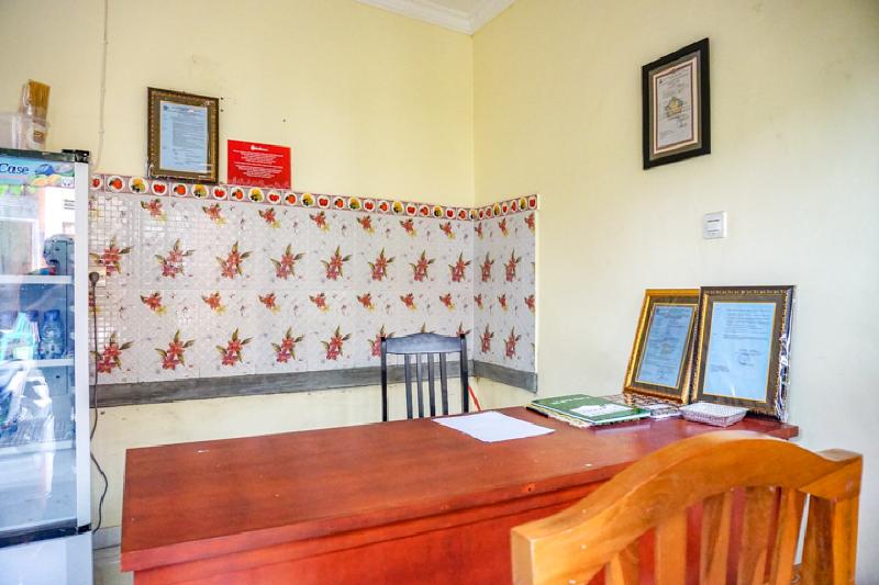 בית מלון כפרי Reddoorz Near Buleleng Harbour 2