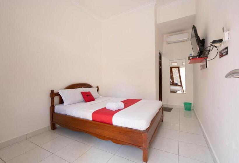 בית מלון כפרי Reddoorz Near Buleleng Harbour 2