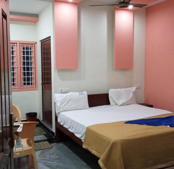 فندق Rr Residency