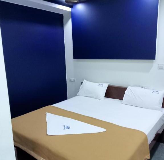 فندق Rr Residency