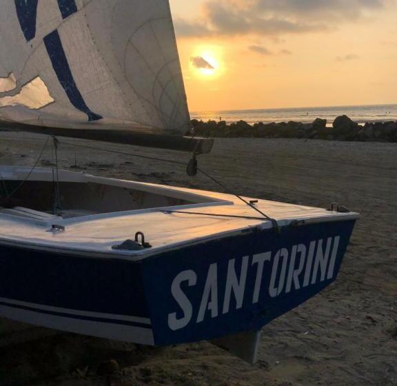 Отель Santorini