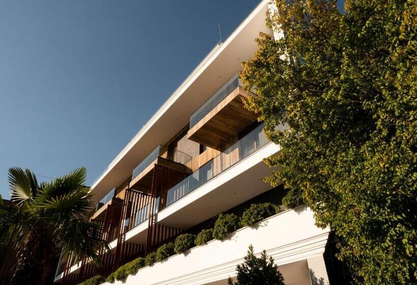 هتل Select Hill Resort