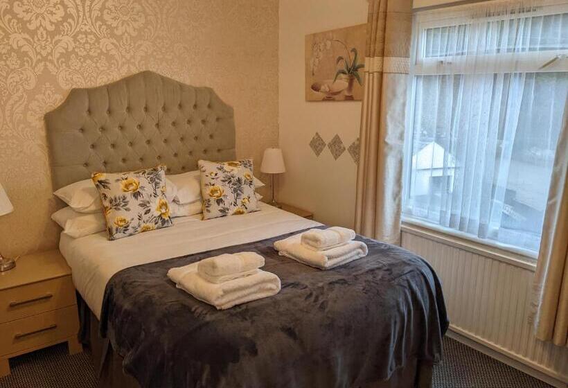 ホテル The Paddocks