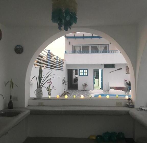 هتل Villa Aqua Boutique Vichayito