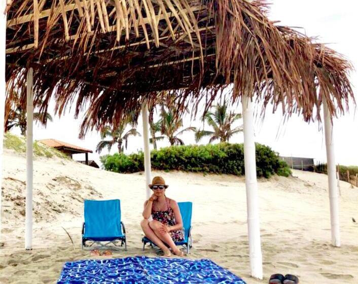 هتل Villa Aqua Boutique Vichayito