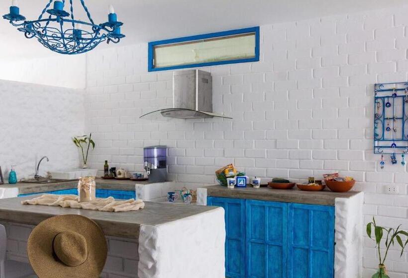 هتل Villa Aqua Boutique Vichayito