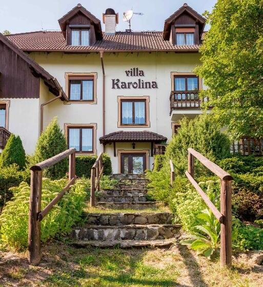 ホテル Villa Karolina