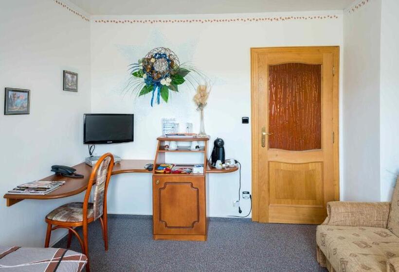 ホテル Villa Karolina