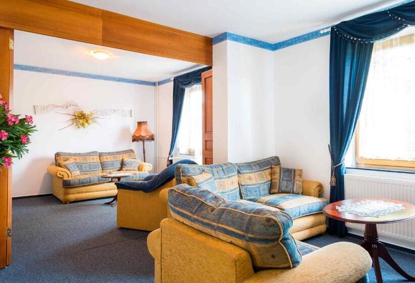 ホテル Villa Karolina