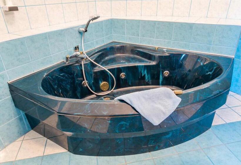 ホテル Villa Karolina