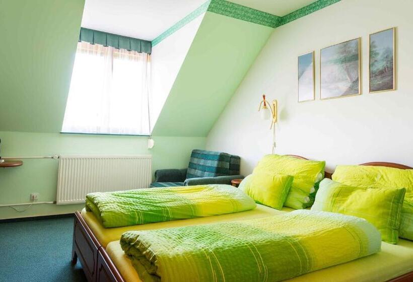 ホテル Villa Karolina