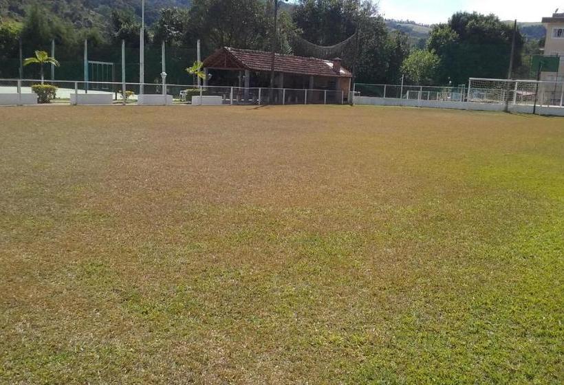 Lindo Flat No Cavalinho Branco Com Piscina Aquecida A17