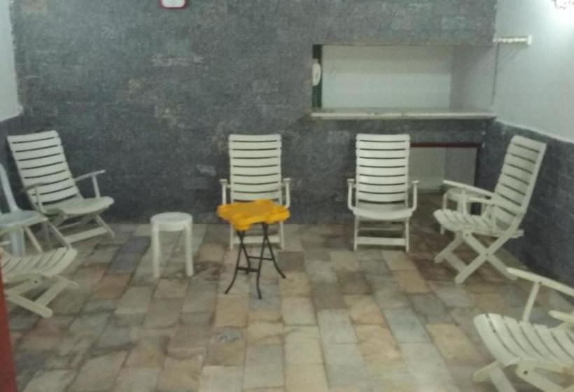 Lindo Flat No Cavalinho Branco Com Piscina Aquecida A17