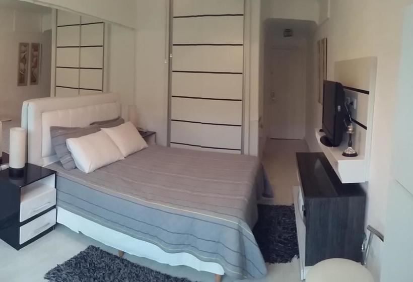 Lindo Flat No Cavalinho Branco Com Piscina Aquecida A17