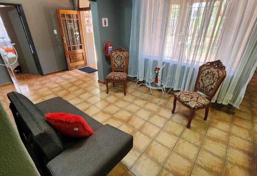 ペンション Casa Feliz