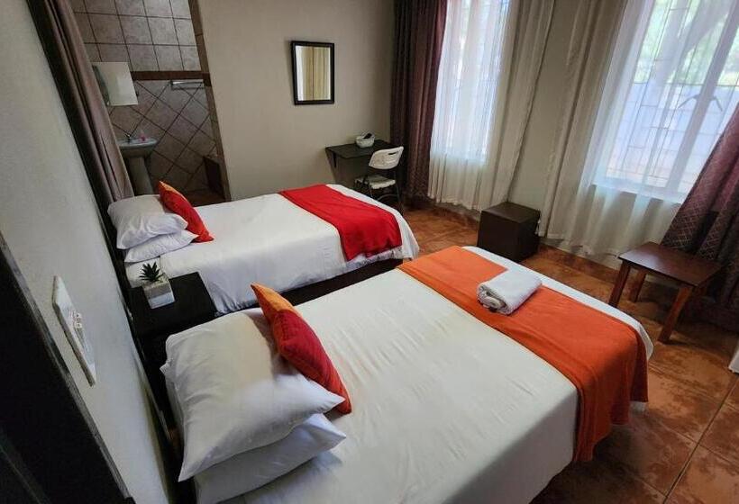 ペンション Casa Feliz