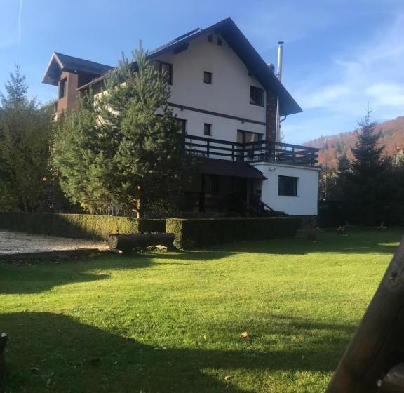 Пансион Casa Florox