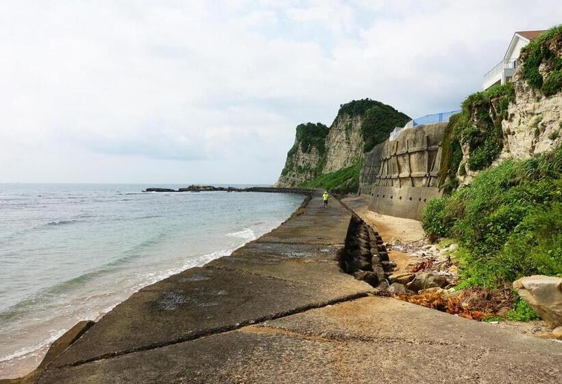 פנסיון Minami Bousou Ocean Front Vila Iwafune