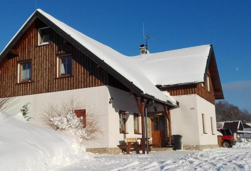 膳宿费 Penzion Kabourek