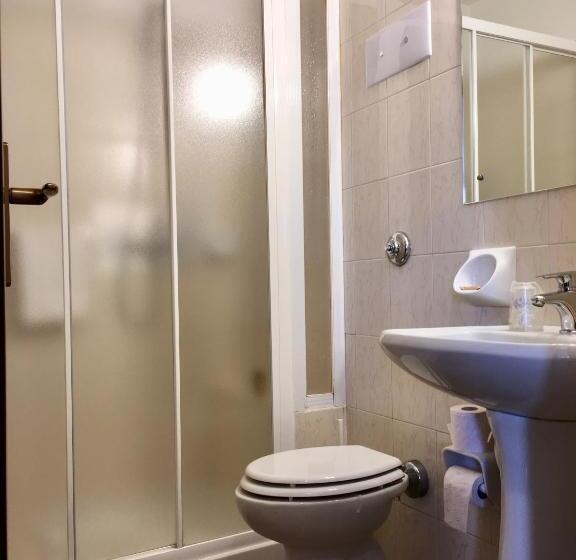 פנסיון Taverna Affittacamere