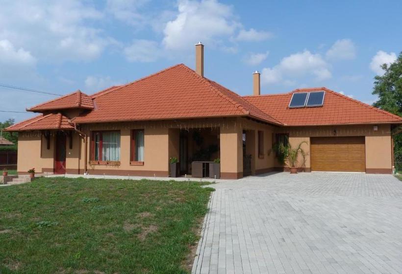 פנסיון Tordai Vendégház