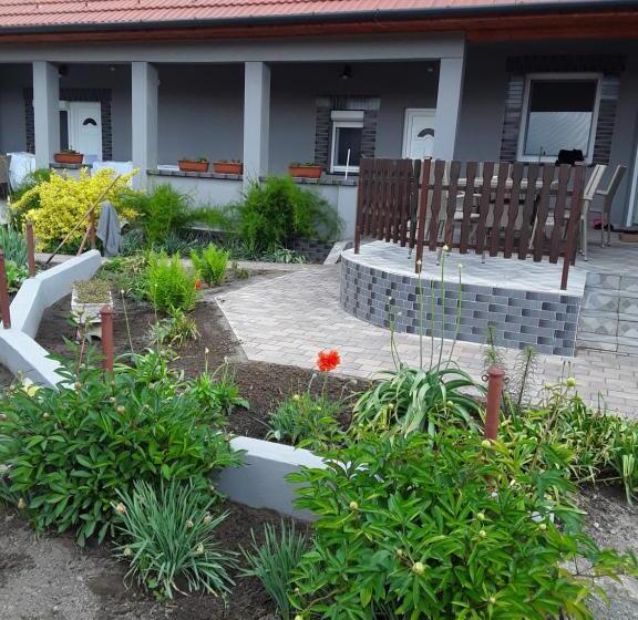 펜션 Tornácos Vendégház Tápiószentmárton