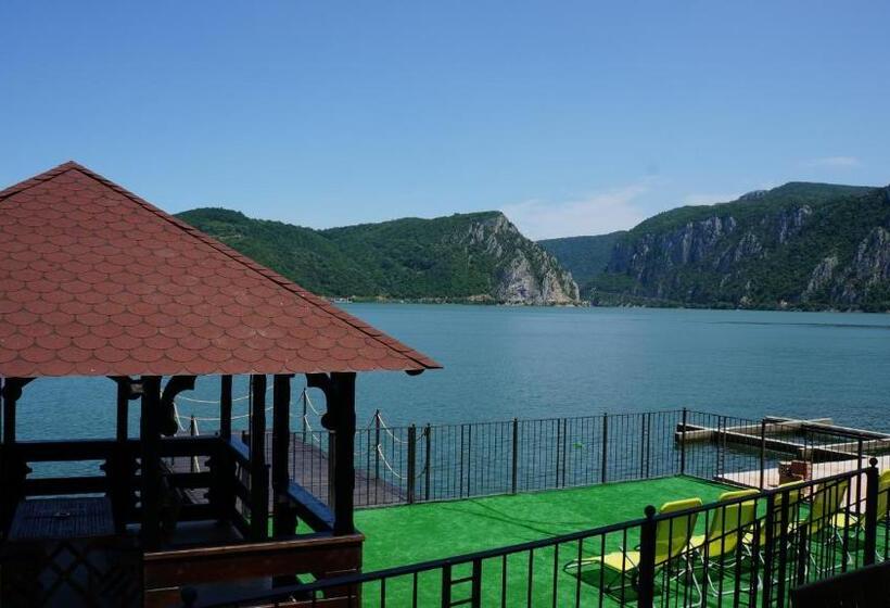 ペンション Vila Golful Dunării