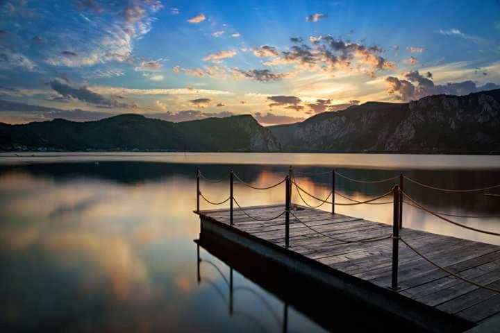 ペンション Vila Golful Dunării