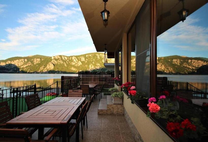 ペンション Vila Golful Dunării