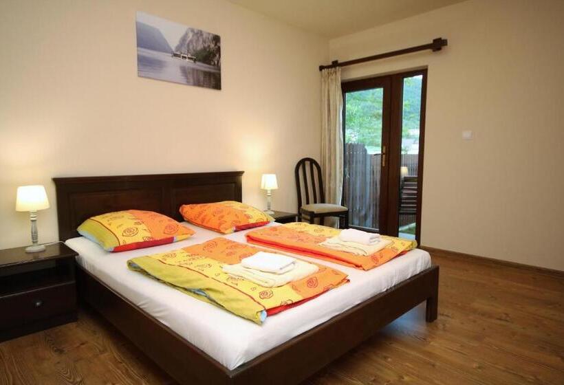 ペンション Vila Golful Dunării