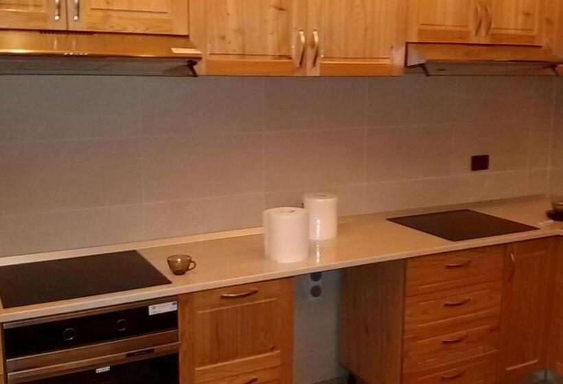 Pensiunea Izbucul Tauz