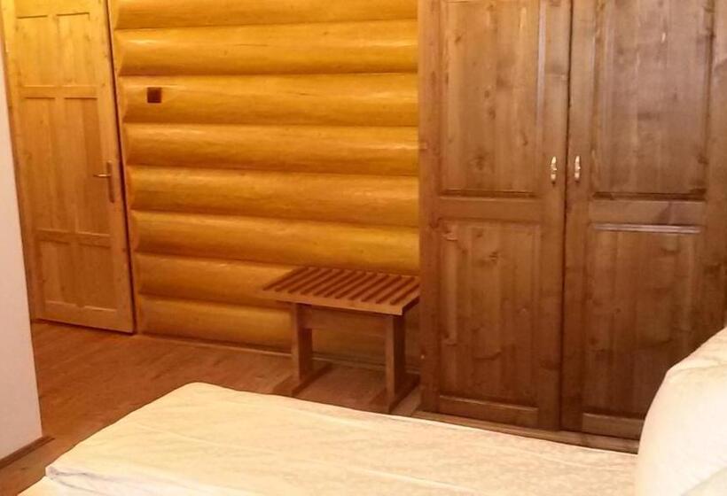 Pensiunea Izbucul Tauz