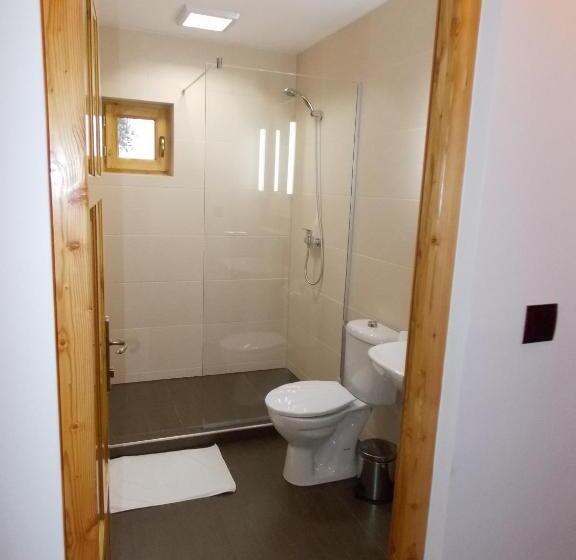 Pensiunea Izbucul Tauz