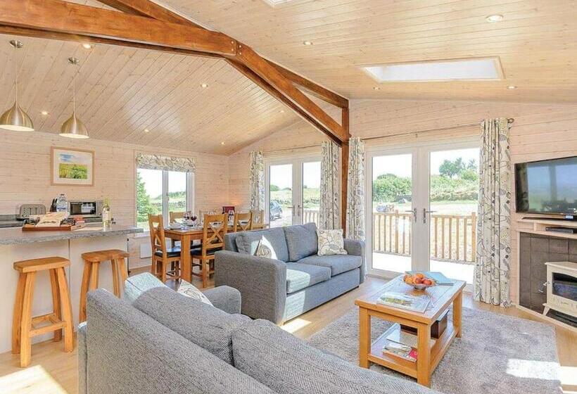 אתר נופש Hazelhurst Lodges