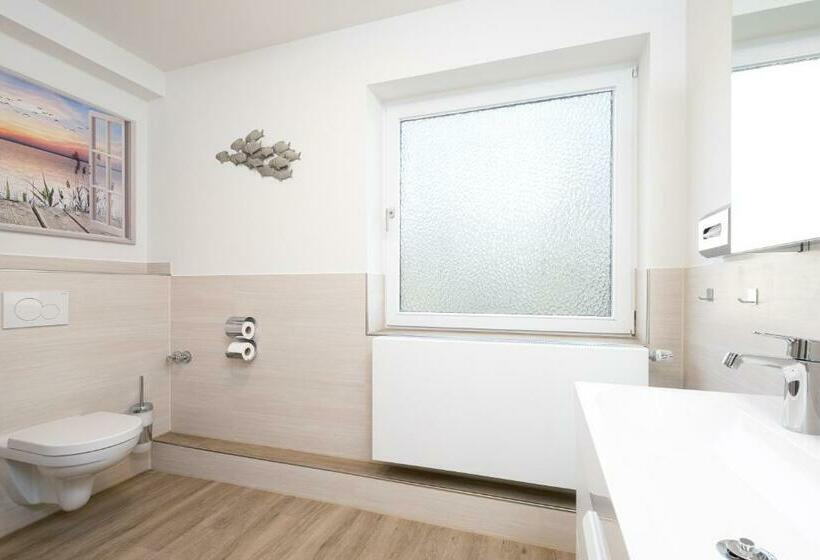 فندق صغير Gästehaus Kleines Stadtidyll  Zimmer Und Apartments By Hotel Holsteiner Hof